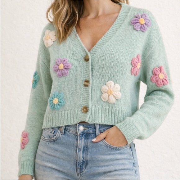 Luna Ivy Sweaters - Luna Ivy cardigan sweater Floral 3d Embroidered size xs Women's size xs mint